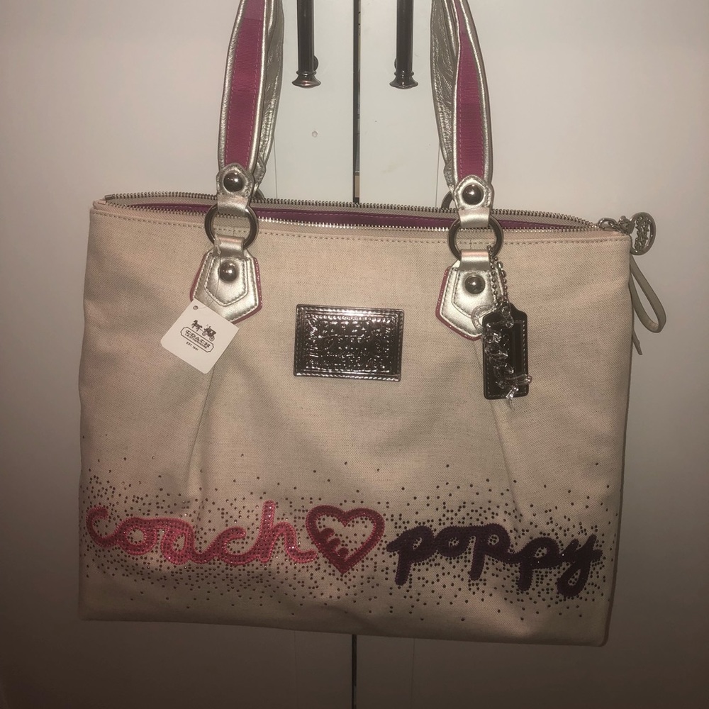 Limited Edition NWT Coach Poppy bag